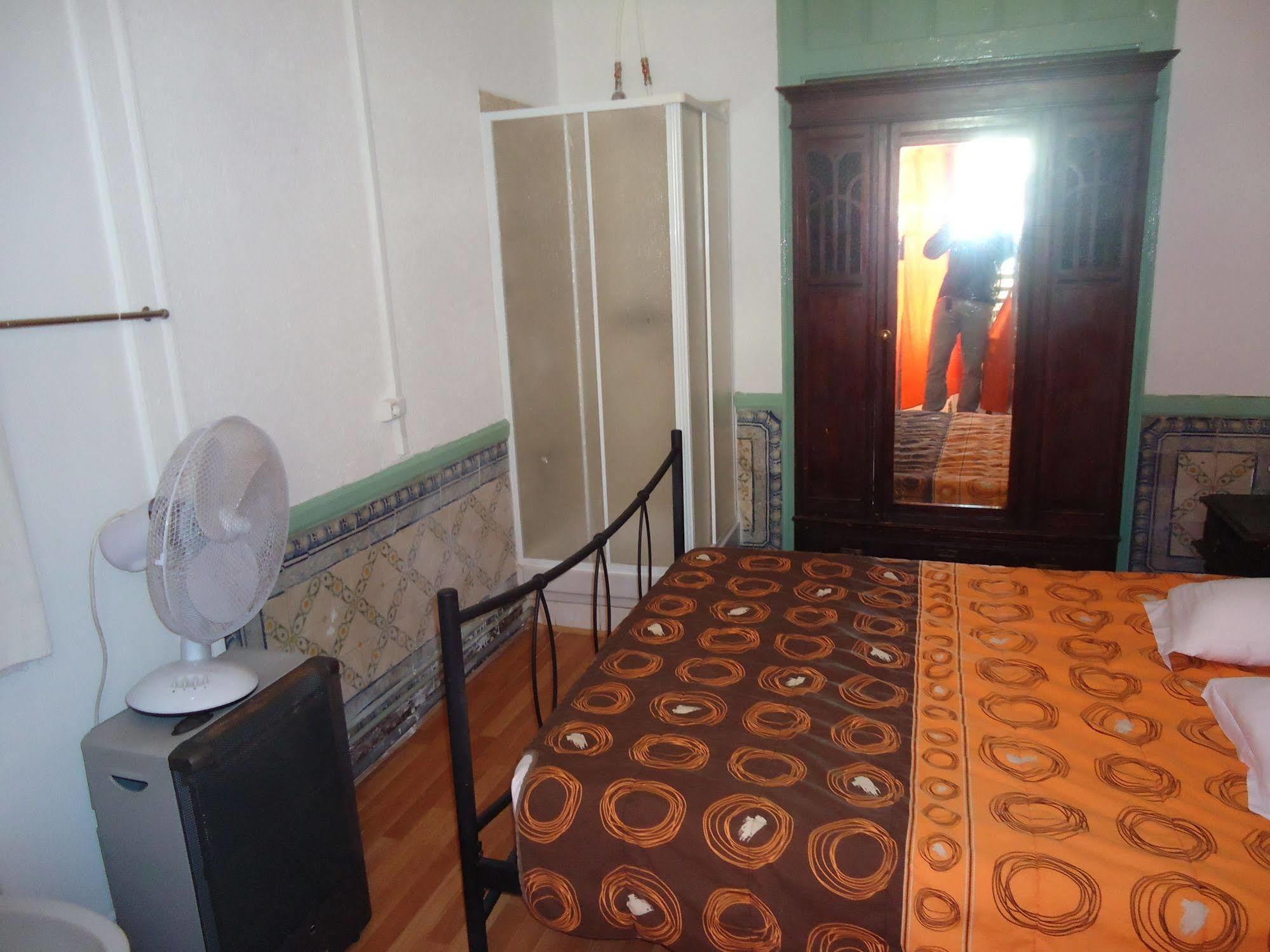 New Aljubarrota Guest House Lissabon Exterior foto